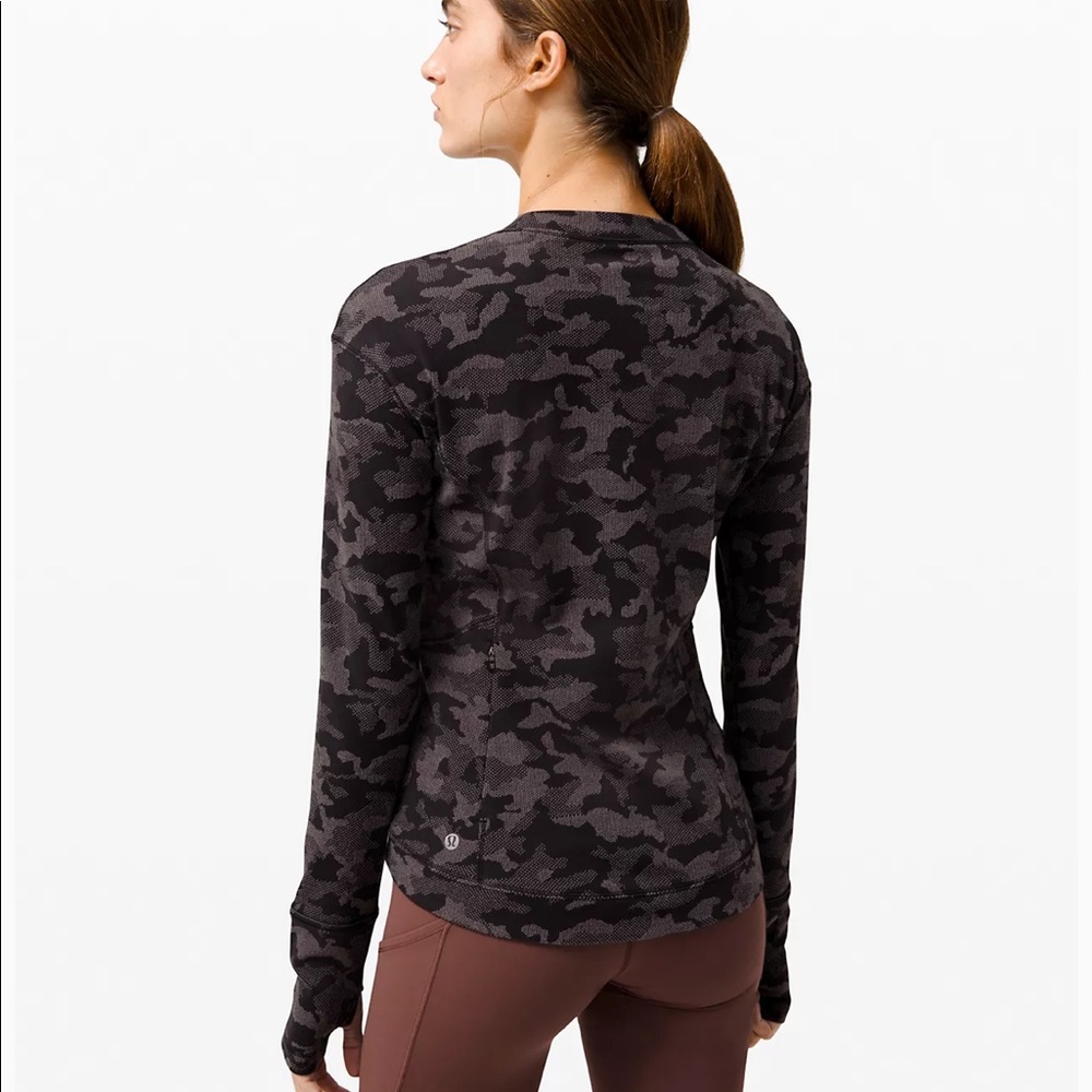 [lululemon] Close to Crossing Long Sleeve Rulu - Picture 2 of 6